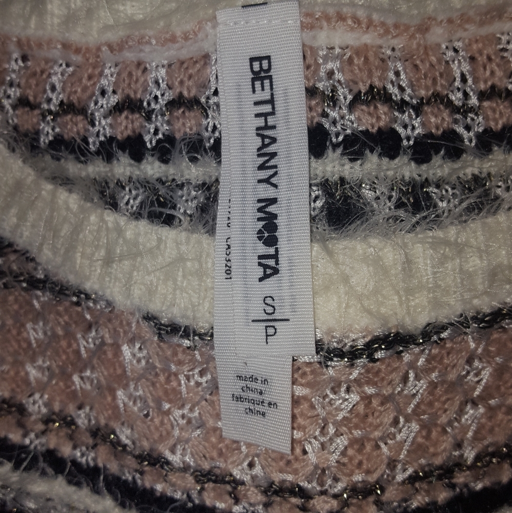 NEW Fuzzy Striped Sweater Cozy Normcore Small 0 2 4 - Picture 6 of 7